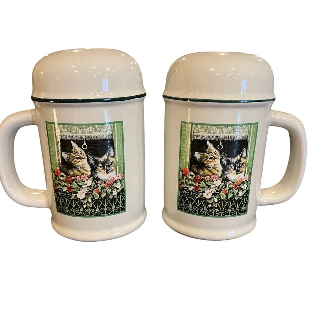 Treasure Craft Lesley Anne Ivory Cats in the Window Salt and Pepper Shakers Set